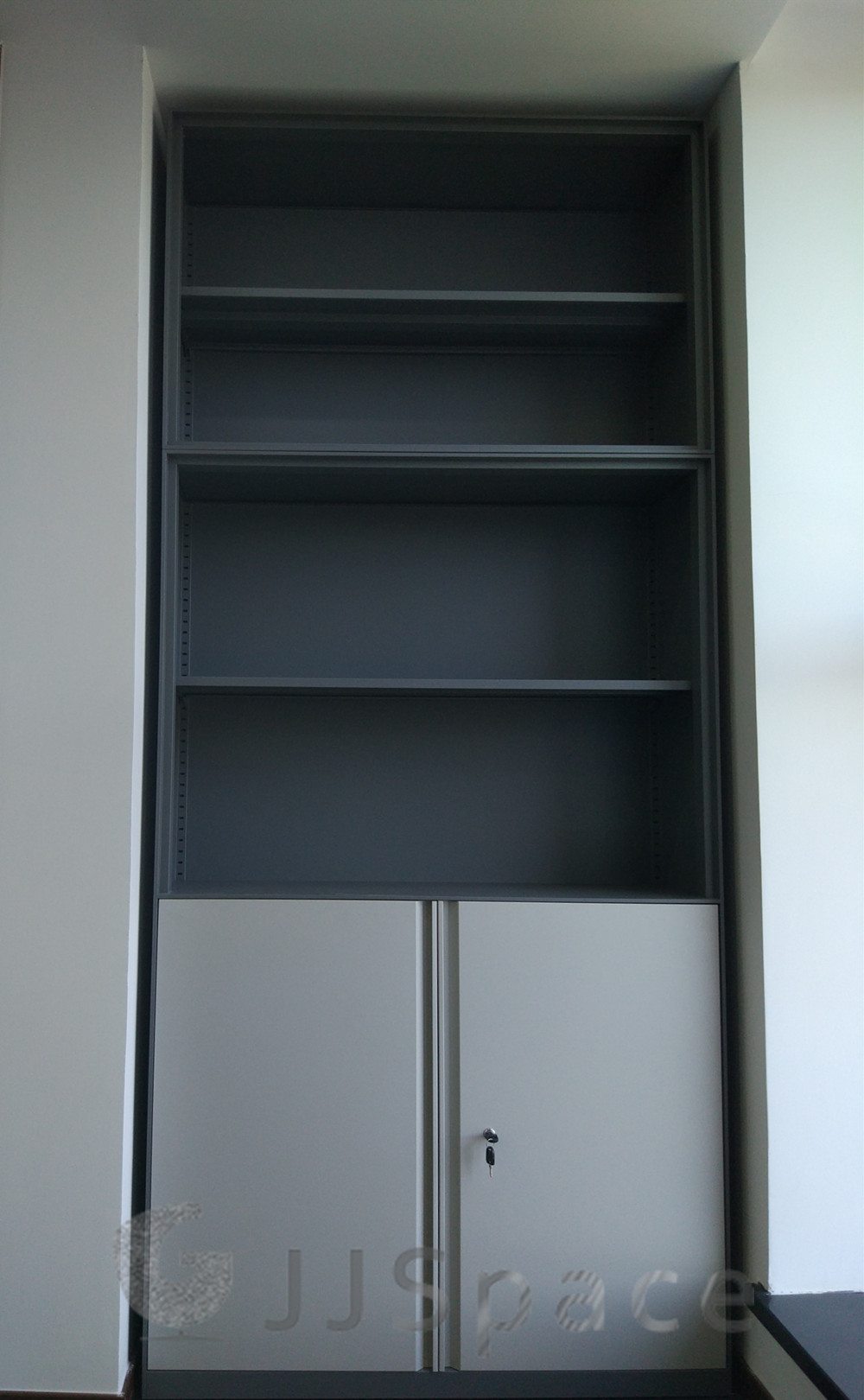 國鍵鑫興（北京）家具有限公司為嘉友國際物流 辦公家具會議室工位案例。