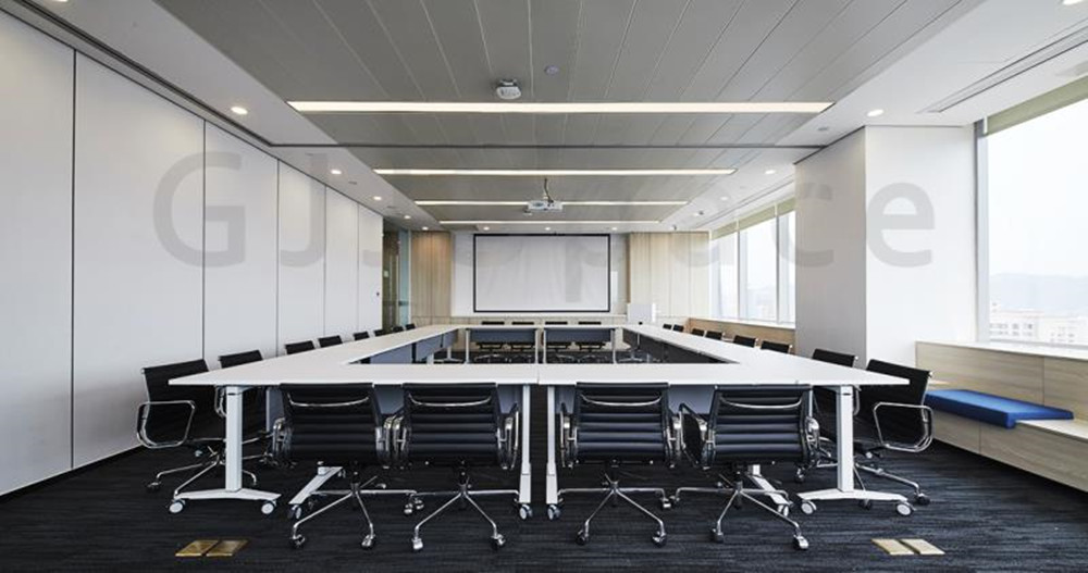 國(guó)鍵鑫興（北京）家具有限公司為小米消費(fèi)金融提供的辦公、會(huì)議、家具等項(xiàng)目案例。