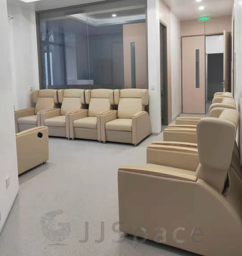 國(guó)鍵鑫興（北京）家具有限公司顯華米智慧珍所提供桌椅、休閑等辦公家具項(xiàng)目案例。